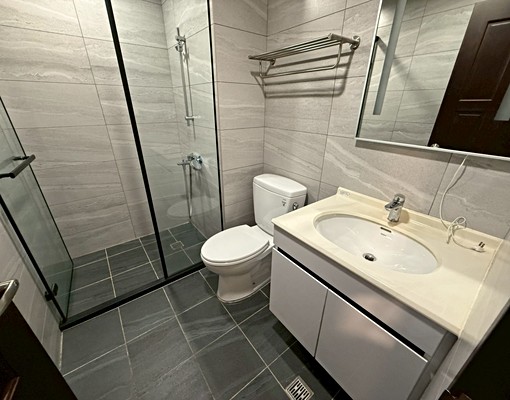 可租補⭐免服務費⭐左岸玫瑰三房車⭐五泰趙S - Image 6