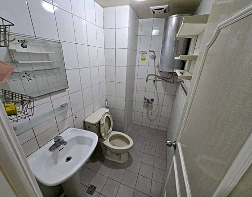 不用管社宅：河畔明亮通風乾淨生活方便 - Image 11