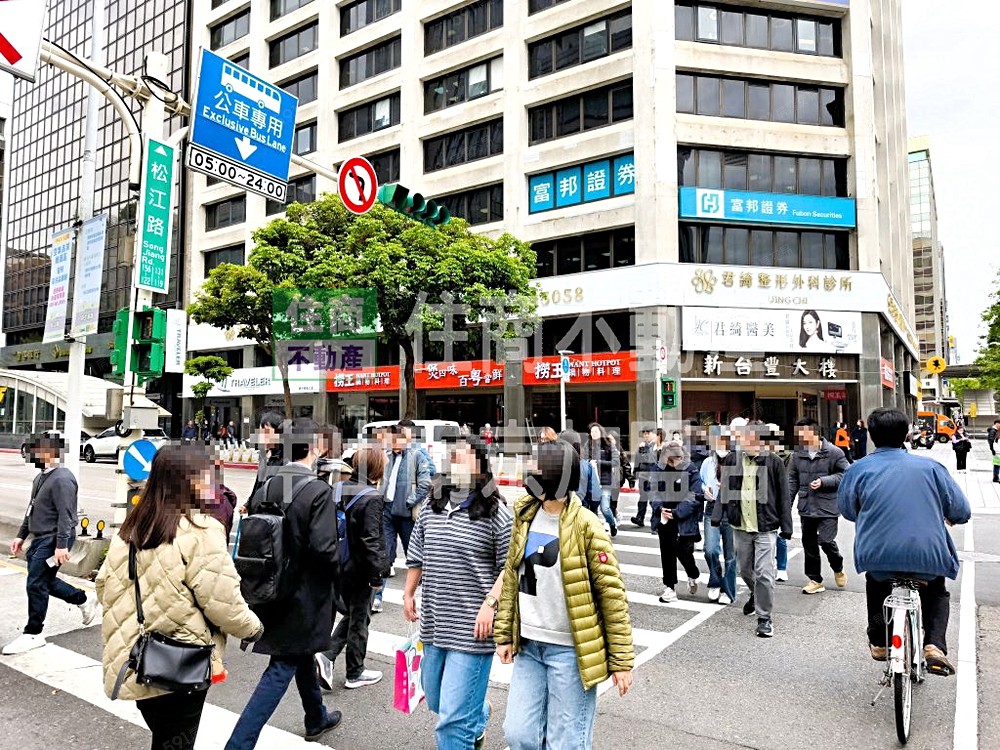 附近街景