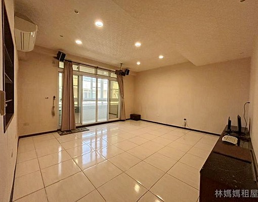 近安順國小~透天車庫5房｜可住辦 - Image 7