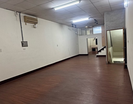 店面整層出租，土銀正後面，近市場 - Image 6