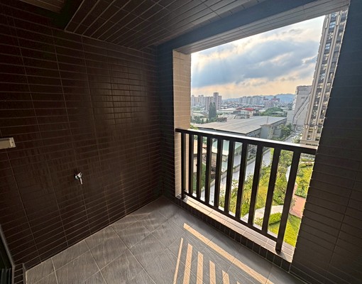 🏠新三房🚗含車含管🐾可寵物🎨全新裝潢(可議價) - Image 12
