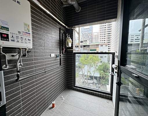 三多商圈近輕軌新兩房可開伙 - Image 9