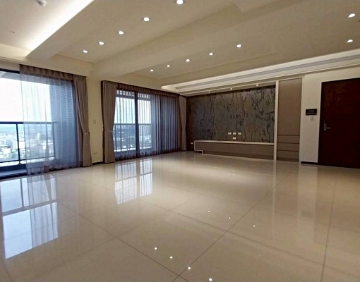 青埔A18質感豪宅/兩梯兩戶~河岸第一排 - Image 1