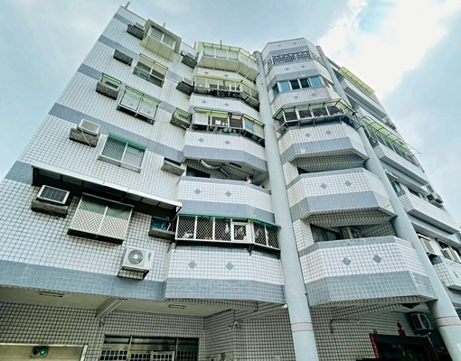 可租補潭子精華區電梯華廈方正三房兩衛 - Image 8