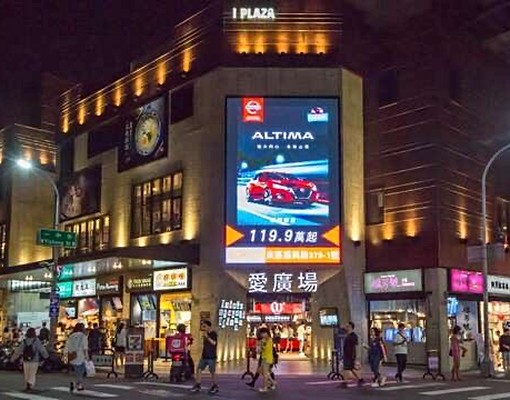 一中商圈/台體✴電梯✴新屋漂亮時尚大空間✴採光陽台✴衛浴開窗 - Image 1