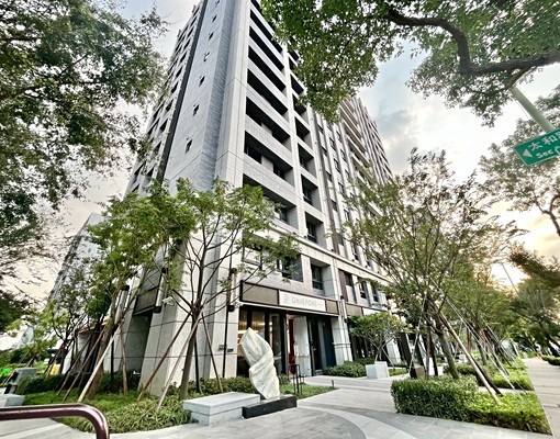 可貓/雙租補/全新剛交屋/平車位/清幽棟距視野/兩房/健工旁 - Image 2