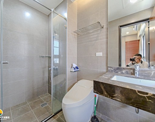 七賢二路高樓景觀百萬裝潢三房平車(車位另計) - Image 9