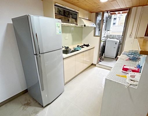 竹圍捷運南加州★嚴選溫馨2R附家電家具含管★ - Image 7