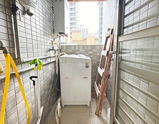 竹圍捷運南加州★嚴選溫馨2R附家電家具含管★ - Image 15