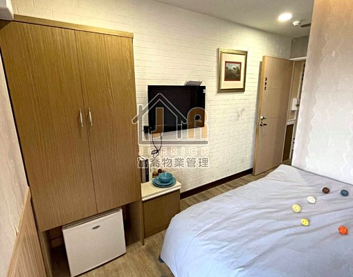 有陽台套房🔥三和國中捷運/可寵(限貓)/機車位🔥可租補 - Image 2