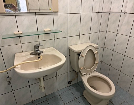 後龍仁德平價套房出租 - Image 8