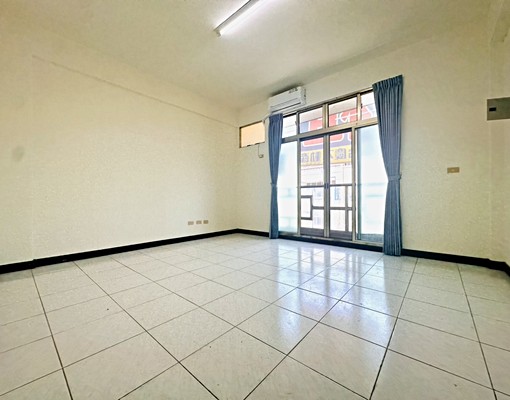 社宅/光明南路/四房三衛/整棟透天出租/免仲介費/可租屋補助 - Image 10