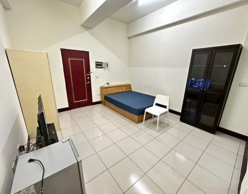 小薇租屋🍒近藝文🍒可租補🍒一卡皮箱入住🍒一樓套房🍒 - Image 2