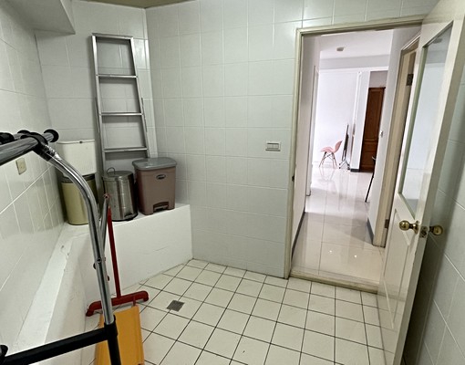 三重威尼斯邊間2房大車位(可租補/入戶籍) - Image 7