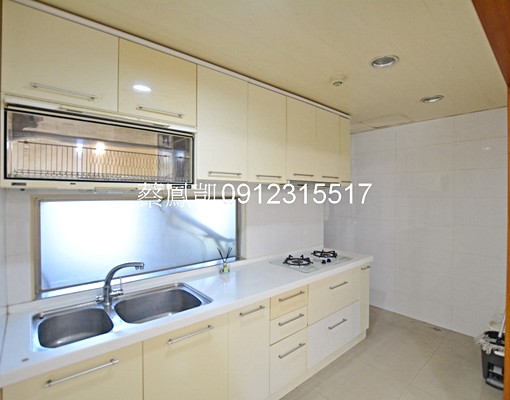 南港捷運站/全聯旗艦店/超值3房含車含管理費/冷氣會補上 - Image 14