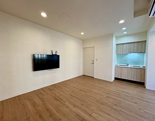 近忠孝復興站2房1廳1衛｜直租，免仲介可入籍可報稅租補可寵｜ - Image 3