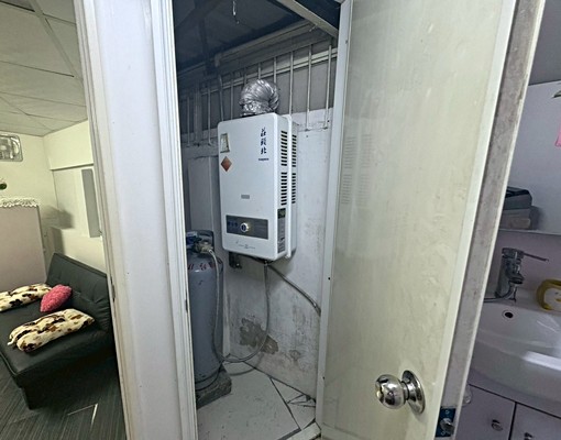中原🌟獨洗曬/包網路第四台/免爬高/家具齊全 - Image 9