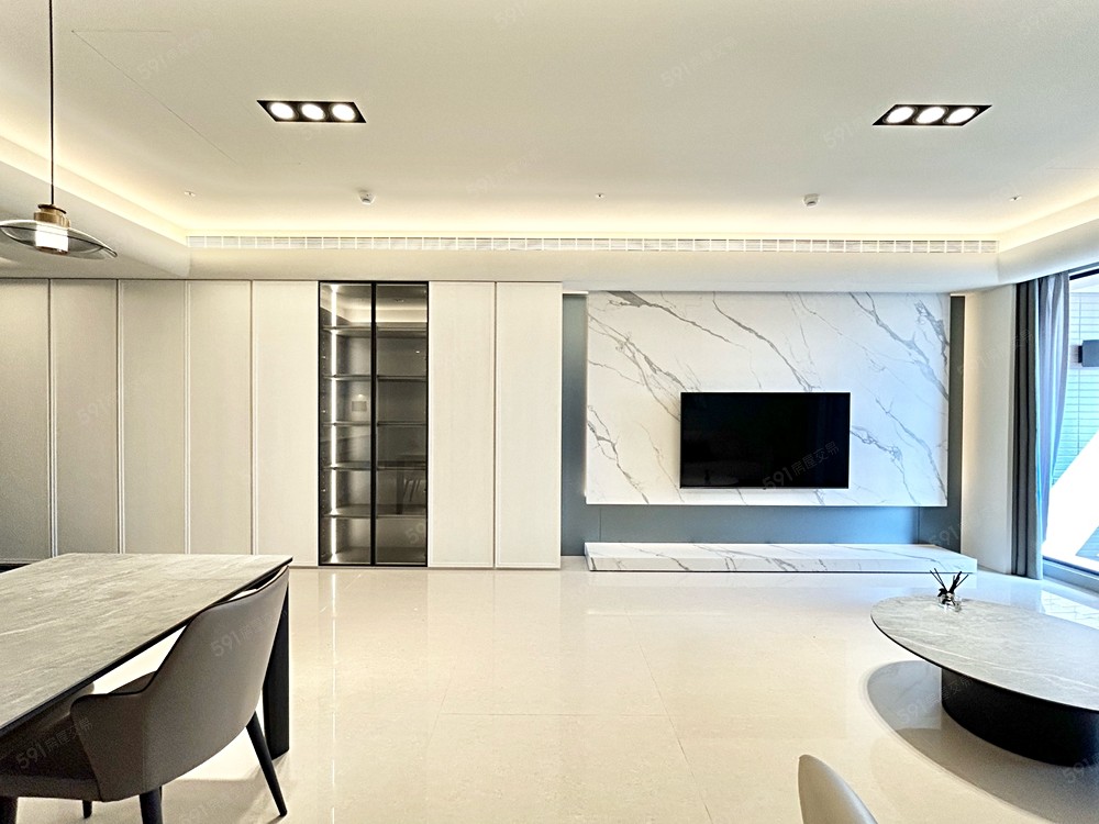 💫光速世界⚡️百萬精裝⚡奢華入主⚡雙平車⚡全新⚡多間可看⚡ - Image 1