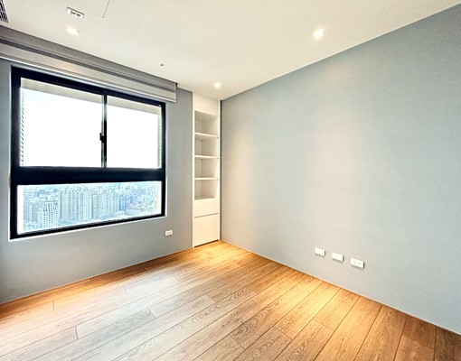 💫光速世界⚡️百萬精裝⚡奢華入主⚡雙平車⚡全新⚡多間可看⚡ - Image 9