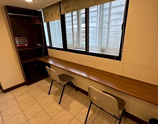 忠孝復興/可報稅租補/裝潢新格局方正採光通風/包裹垃圾代收 - Image 4