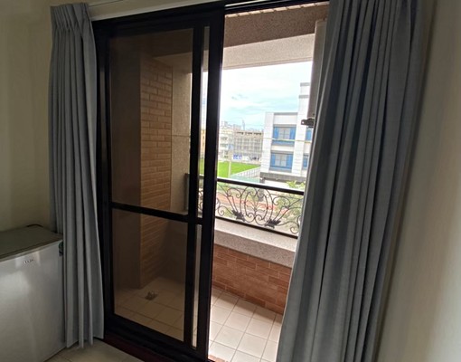 電梯套房｜寧靜單純｜採光佳｜免追垃圾車|設備新環境乾淨 - Image 4