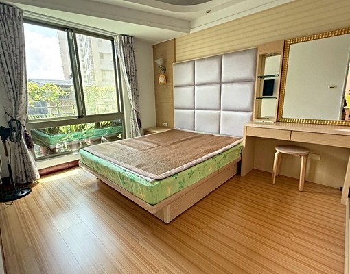 三多商圈質感兩房家具電全~平車大樓可另租 - Image 5
