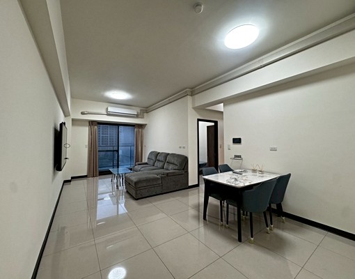 「雅淇」遠8🌹朝外大大電視/大三房*可租補採光一級棒*平車 - Image 1