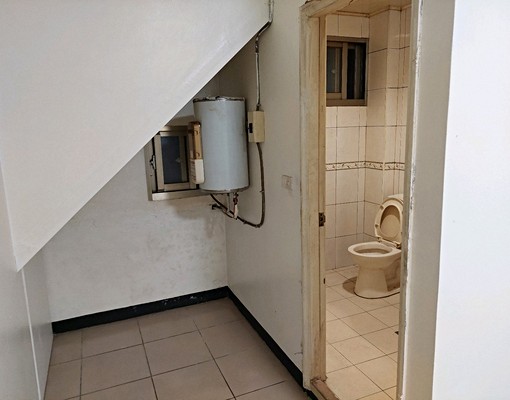柑園透天分層租"3樓有3房"我有陽台/歡迎來電 - Image 3