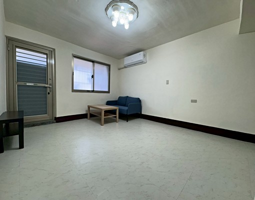 近三重國小開放式套房5 - Image 1