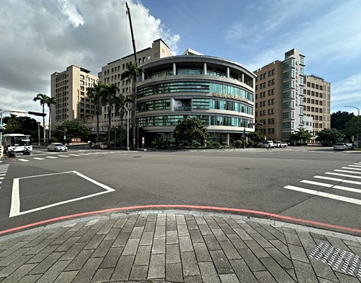 台中南區好房!中區,近台中醫院,教育大學,生活機能超方便 - Image 5