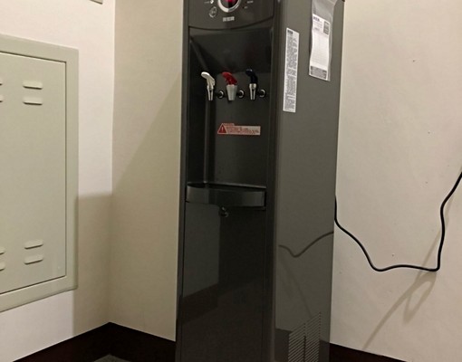 市中心/安全/乾淨/獨立洗衣機/電梯套房（可租補） - Image 9