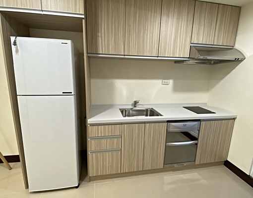 陽明商圈1房1聽1陽台家具電齊全有電梯大套房 - Image 5