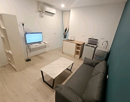 近高餐/小港機場/中鋼，設計可寵大套房 - Image 3