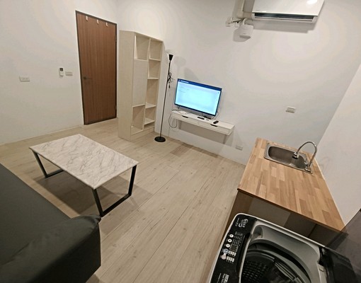 近高餐/小港機場/中鋼，設計可寵大套房 - Image 4