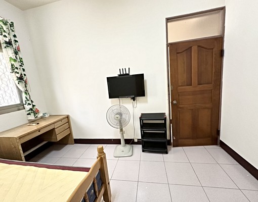 可以報稅可以租屋補助!園區便宜套房/有電梯!有對外窗! - Image 2