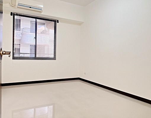 062042🍎七張捷運站電梯🍎電梯4房+車位 - Image 6