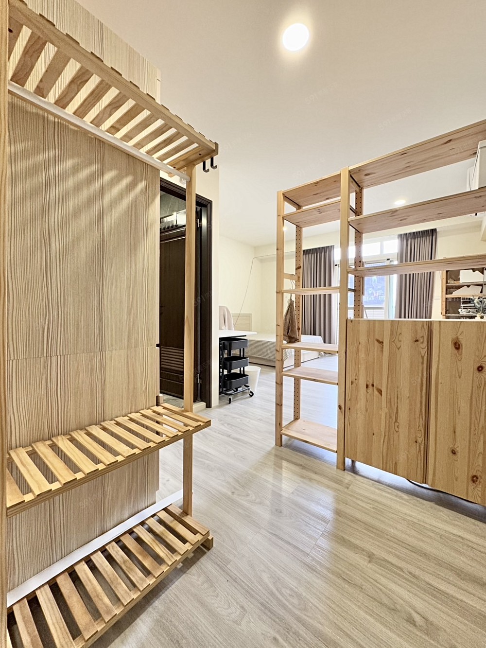 大坪數✨木質裝潢✨類一房一廳✨陽台獨洗 - Image 1