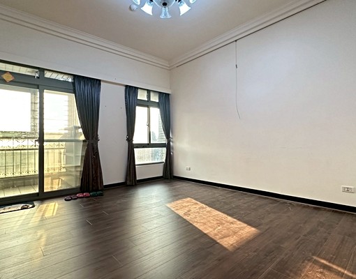 長榮路商圈💝電梯三房💝可租補*入籍|臻臻 - Image 1