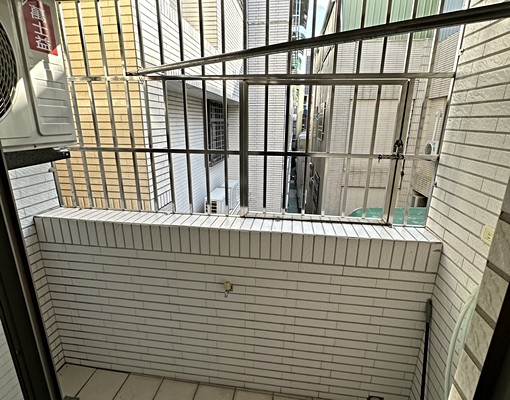 優質大套房出租/鼎山家樂福高應大/近高醫 - Image 4