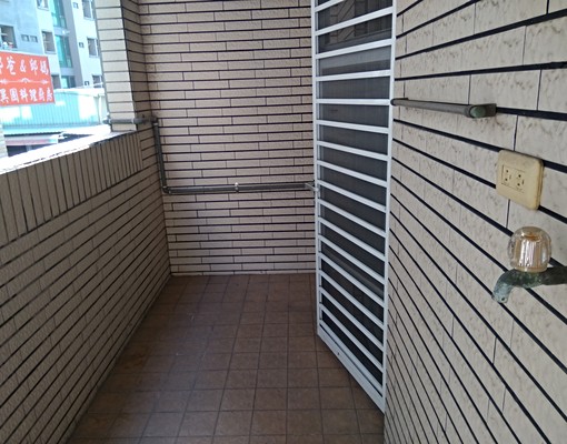 舒適住家透天二樓 - Image 10