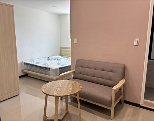 萬大路-全新裝潢機能美屋 - Image 1