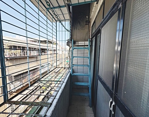 ⭐️三重區錦通街🏢頂加三房有陽台🏠包水網路超划算⭐️ - Image 11