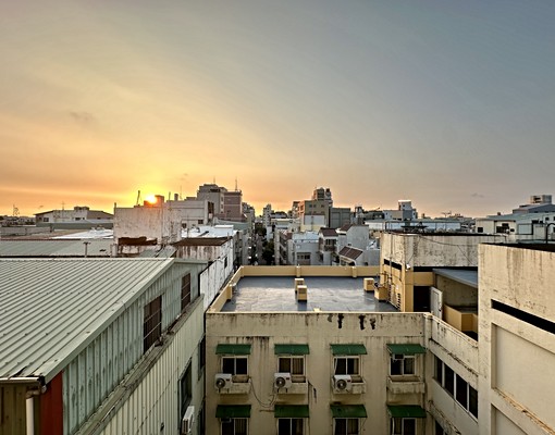 可租補樓中樓👍️中科東海鬧區全新整理👍️衛浴開窗獨洗獨曬 - Image 2