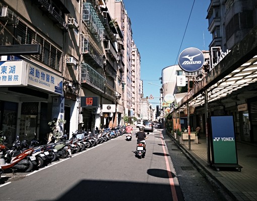近捷運生活機能棒大套房!採光好!要租要快!免仲介費 - Image 12