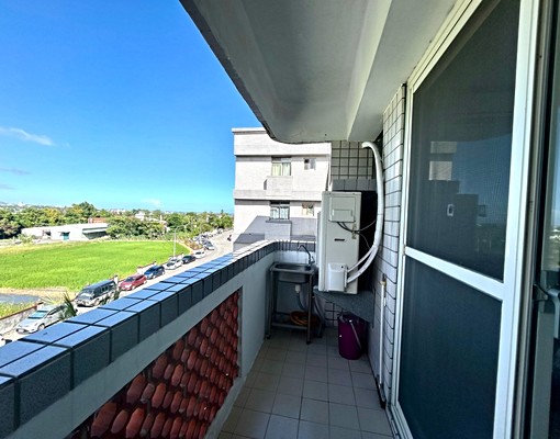 永慶羅美蓁吉安全民住宅電梯4房華廈 - Image 1