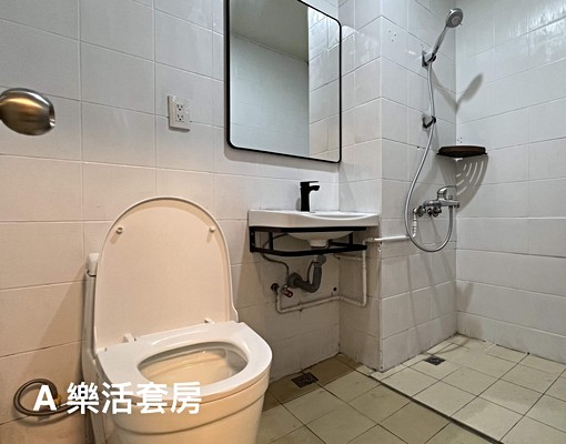 [景美捷運50秒到站即到家共生宅]可租補 - Image 3
