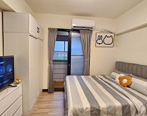 新春街華廈！全新裝潢【有廚房陽台/家俱家電全/可租屋補助】 - Image 5