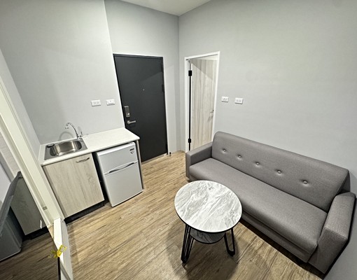 🔥近大勇國小🔥可短租🔥一房一廳可補助🔥有限量車位可租 - Image 1