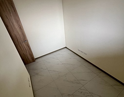 全新一手屋景觀採光大三房 - Image 6